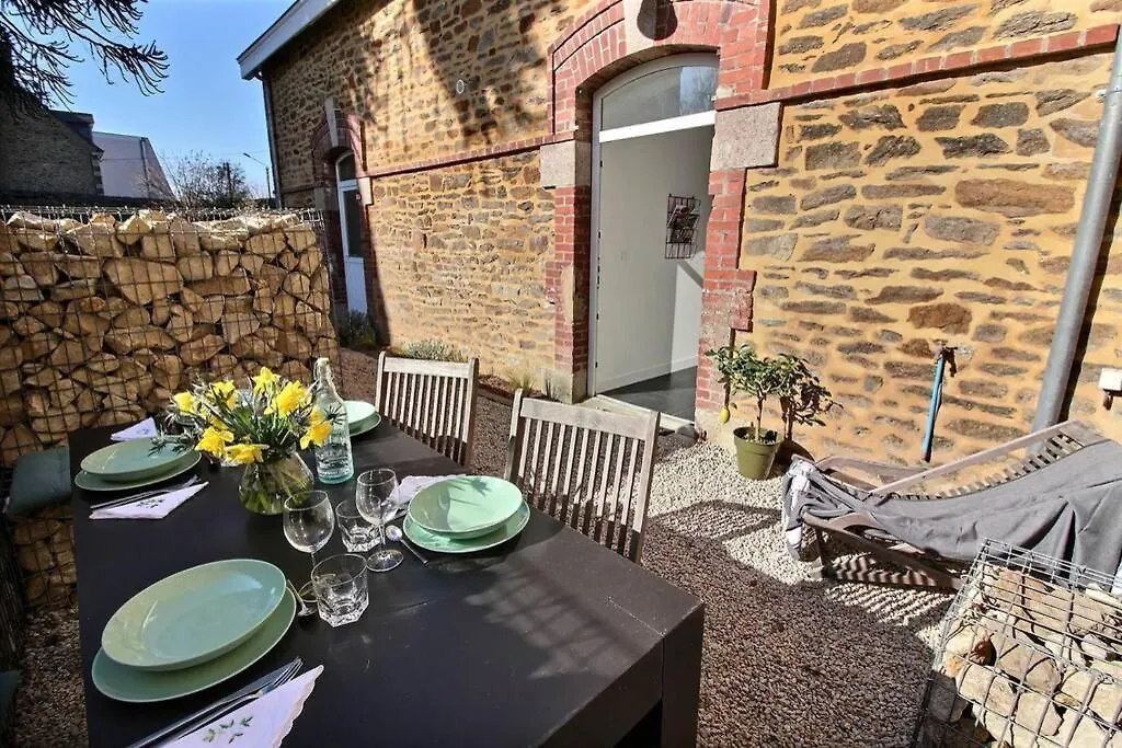 Villa Ker Longitude à Dinan 0*,