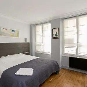 Apartment Sourdiere Louvre Vendome With Ac France