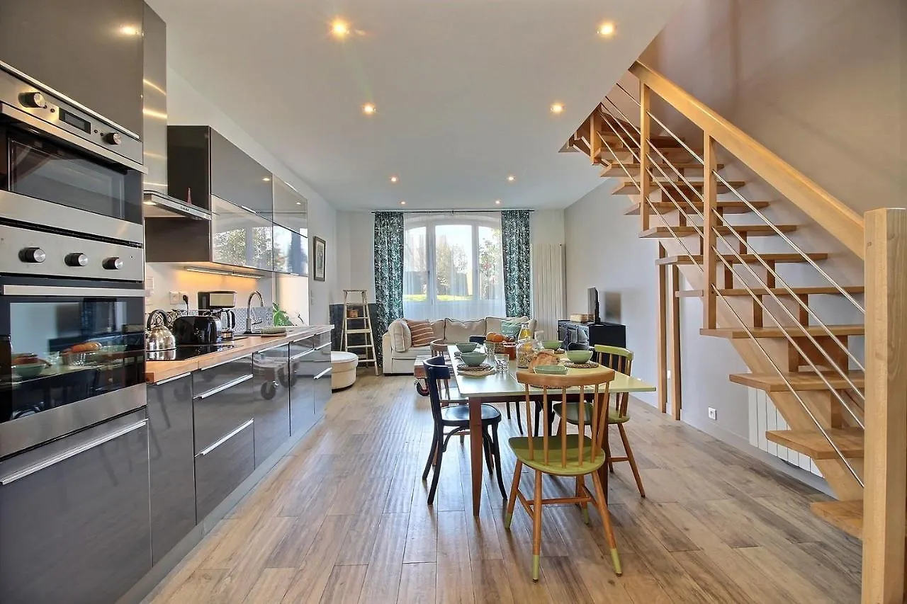 Ker Longitude Villa Dinan Holiday home