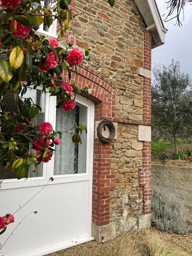 Ker Longitude Villa Dinan Holiday home