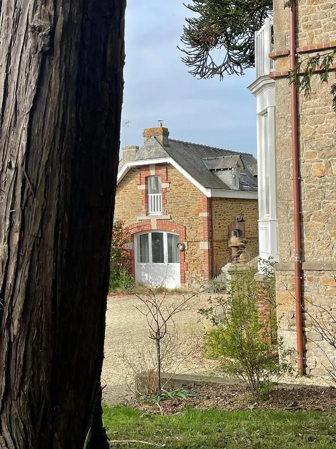 Ker Longitude Villa Dinan Holiday home